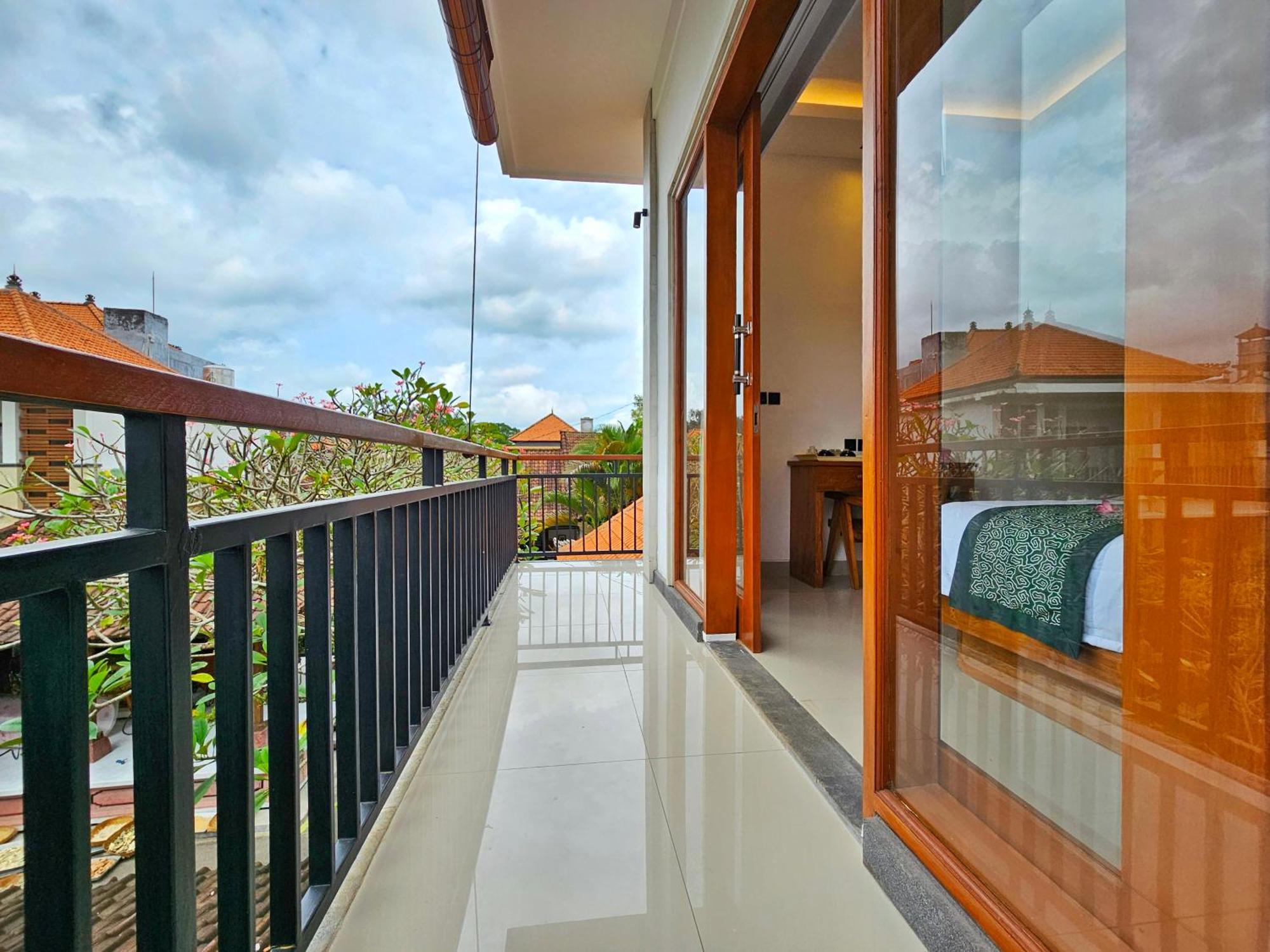 Dewi Putri House Hotel Ubud  Bagian luar foto